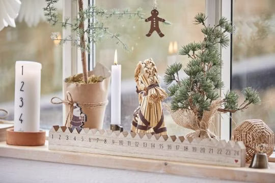 Ib Laursen olkipukki 21,5 cm punainen koristenauha