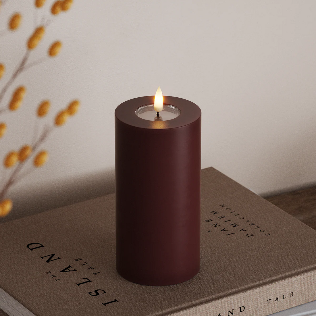 DELUXE Homeart, LED pylväskynttilä, Ø 7,5 X 15 cm, Burgundi