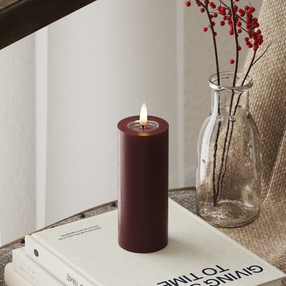 DELUXE Homeart, LED pylväskynttilä, Ø 5 X 12,5 cm, Burgundi